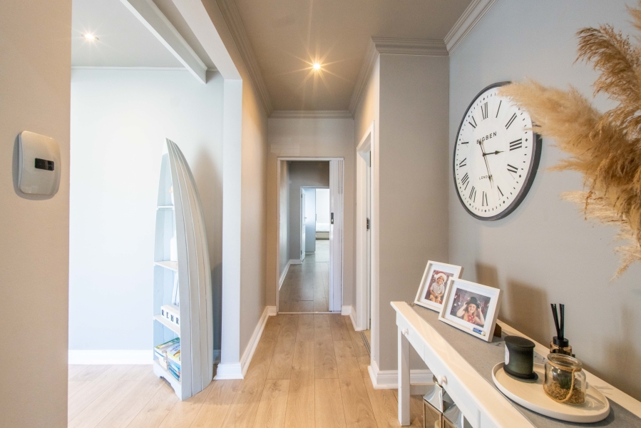4 Bedroom Property for Sale in Mossel Bay Central Western Cape